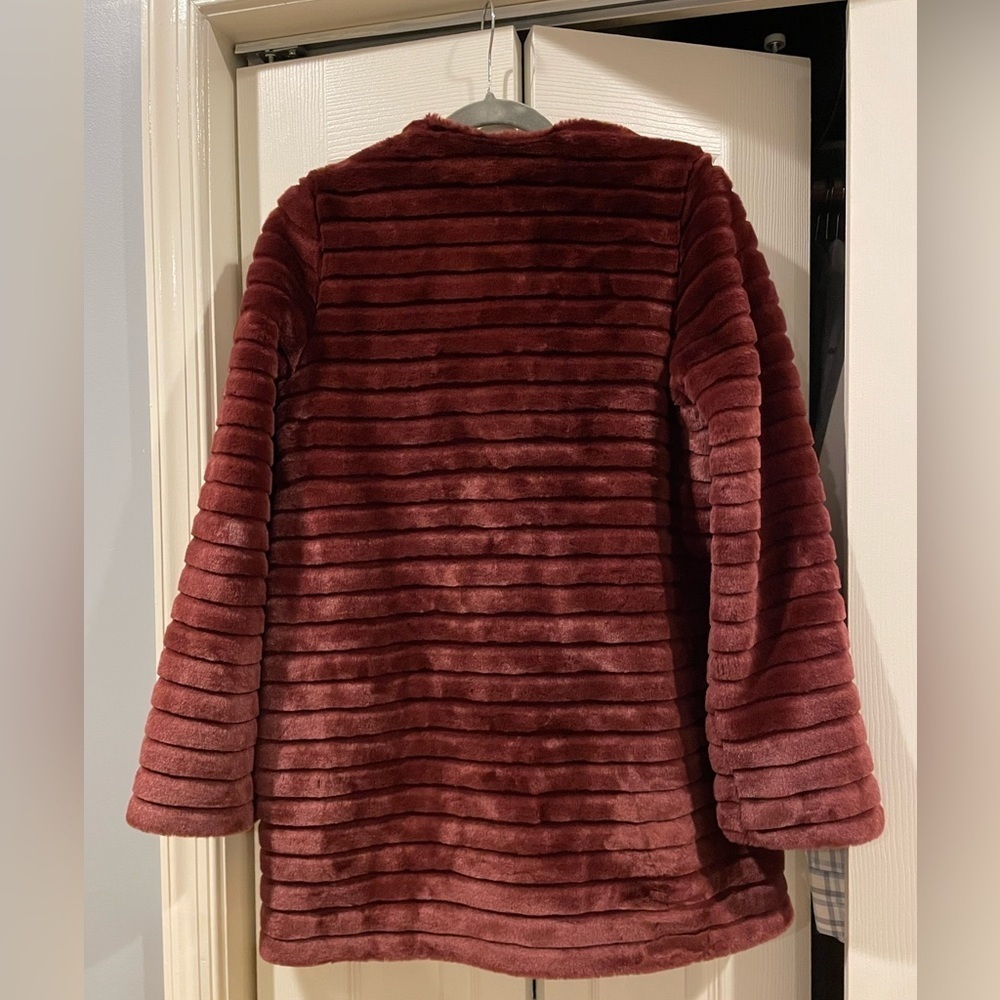 EUC Sam Edelman mid length faux fur coat, XS - Picture 3 of 7